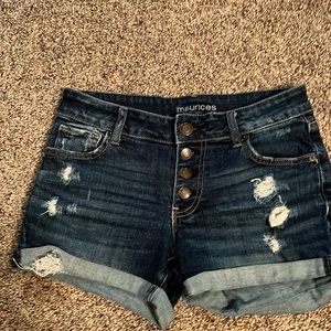 Maurices Button-fly, Distressed shorts